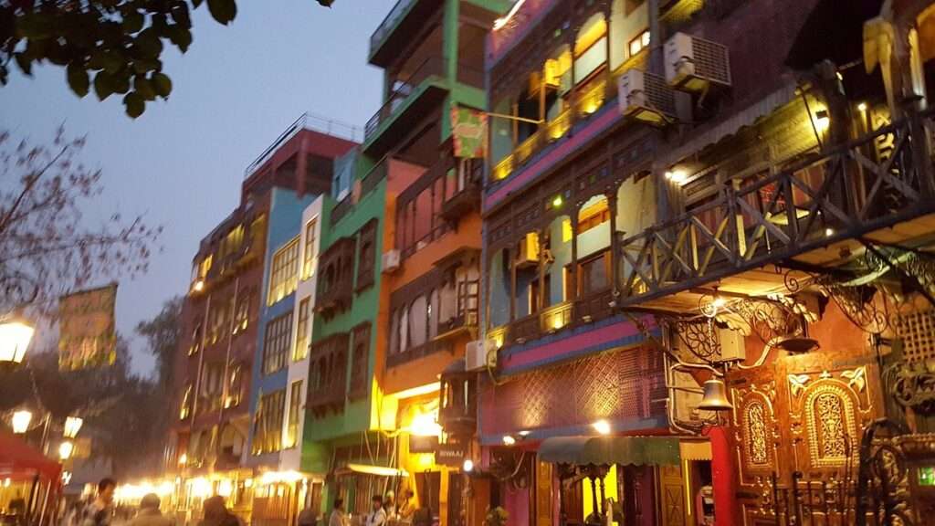 an image of hotels in lahore food street